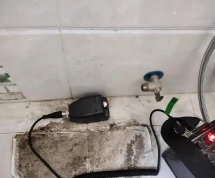 汝城屋顶漏水维修公司分享下卫生间漏水的危害及解决方法